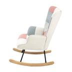 Fauteuil à bascule en tissu Mid-Century avec pieds en bois et lin patchwork